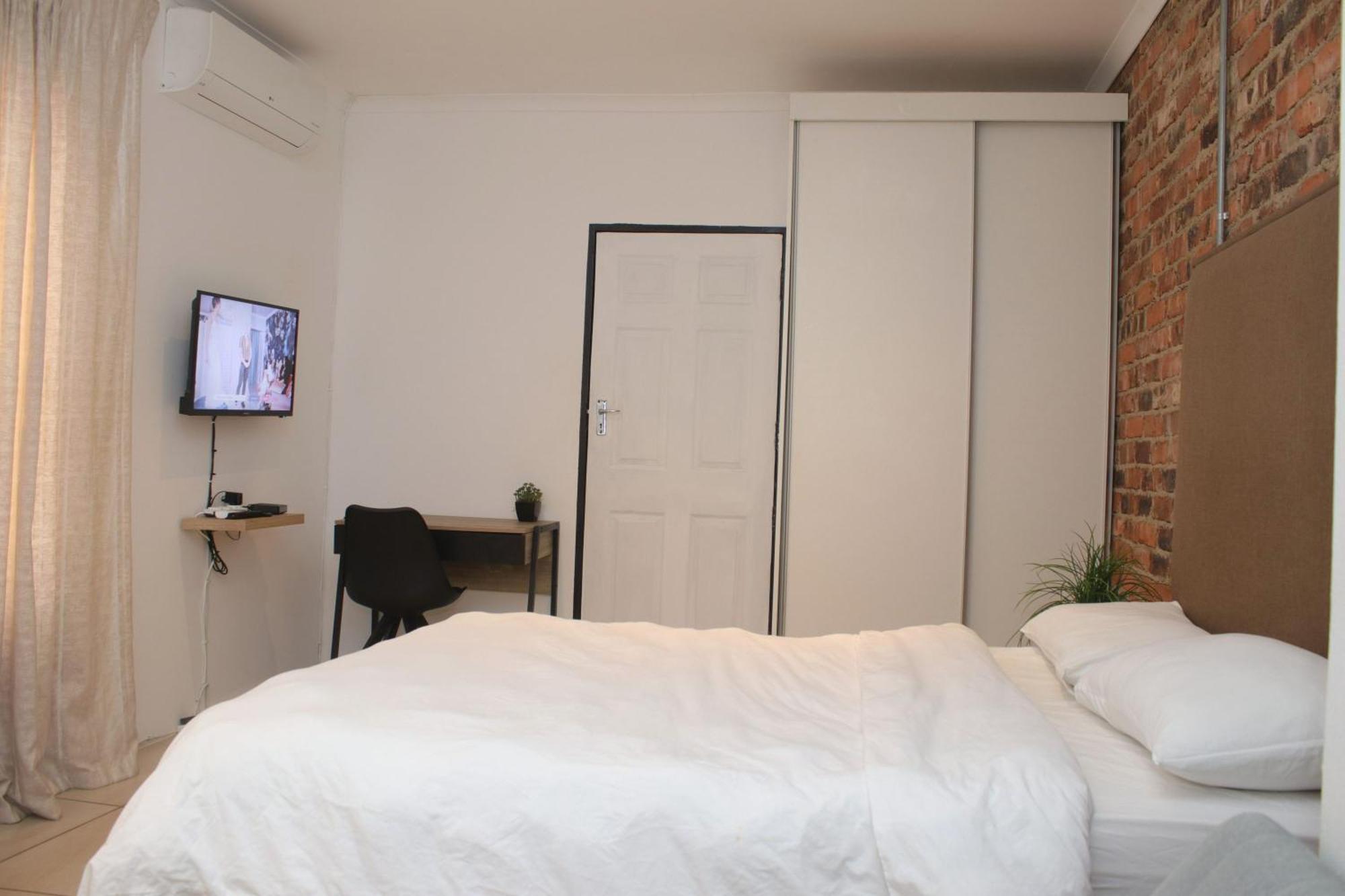 Cosmo Sleepover Roodepoort Extérieur photo